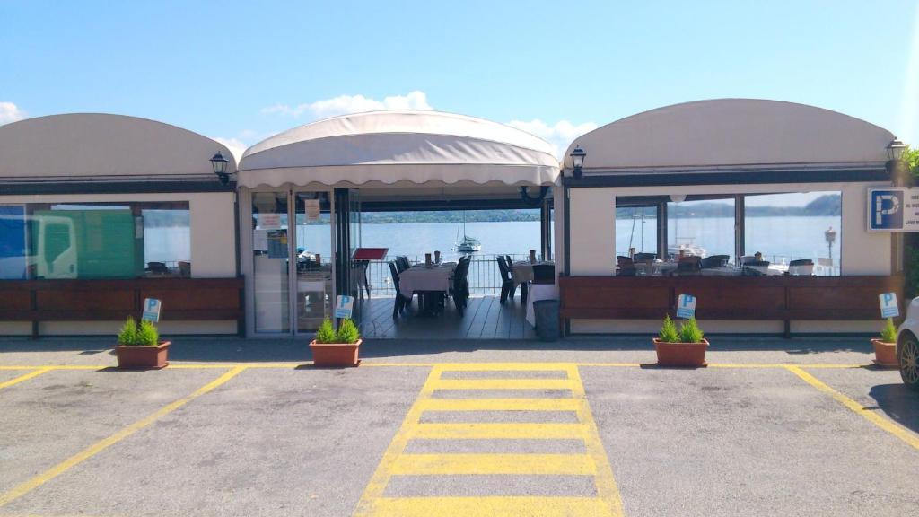 Lago Maggiore Леза Екстериор снимка