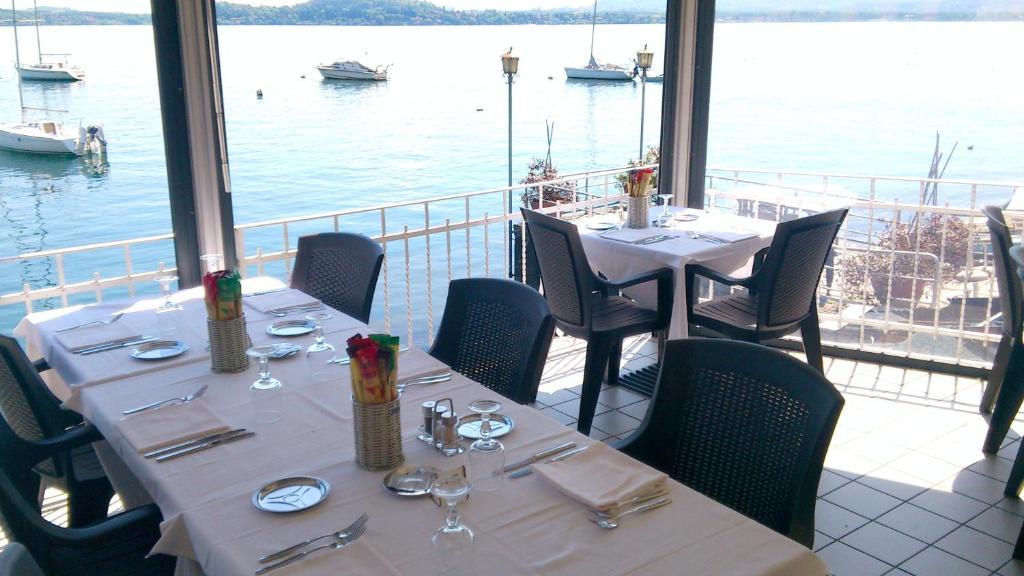 Lago Maggiore Леза Екстериор снимка